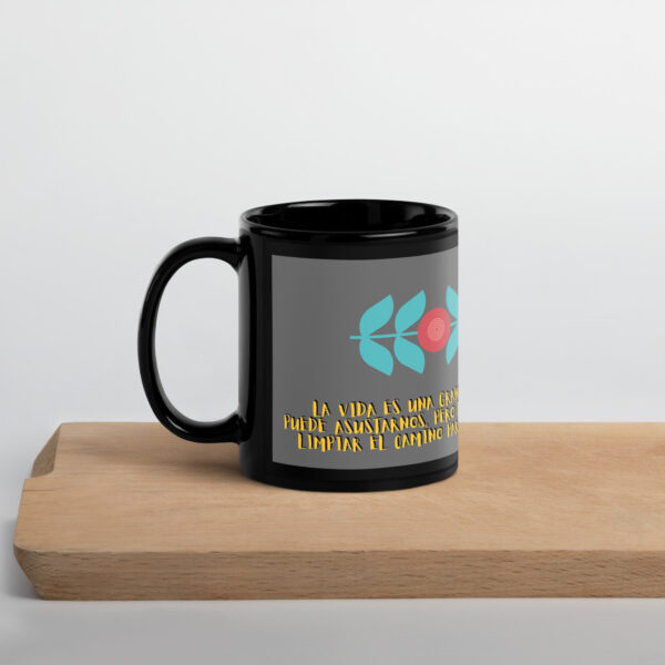 Taza negra brillante: Don Quijote